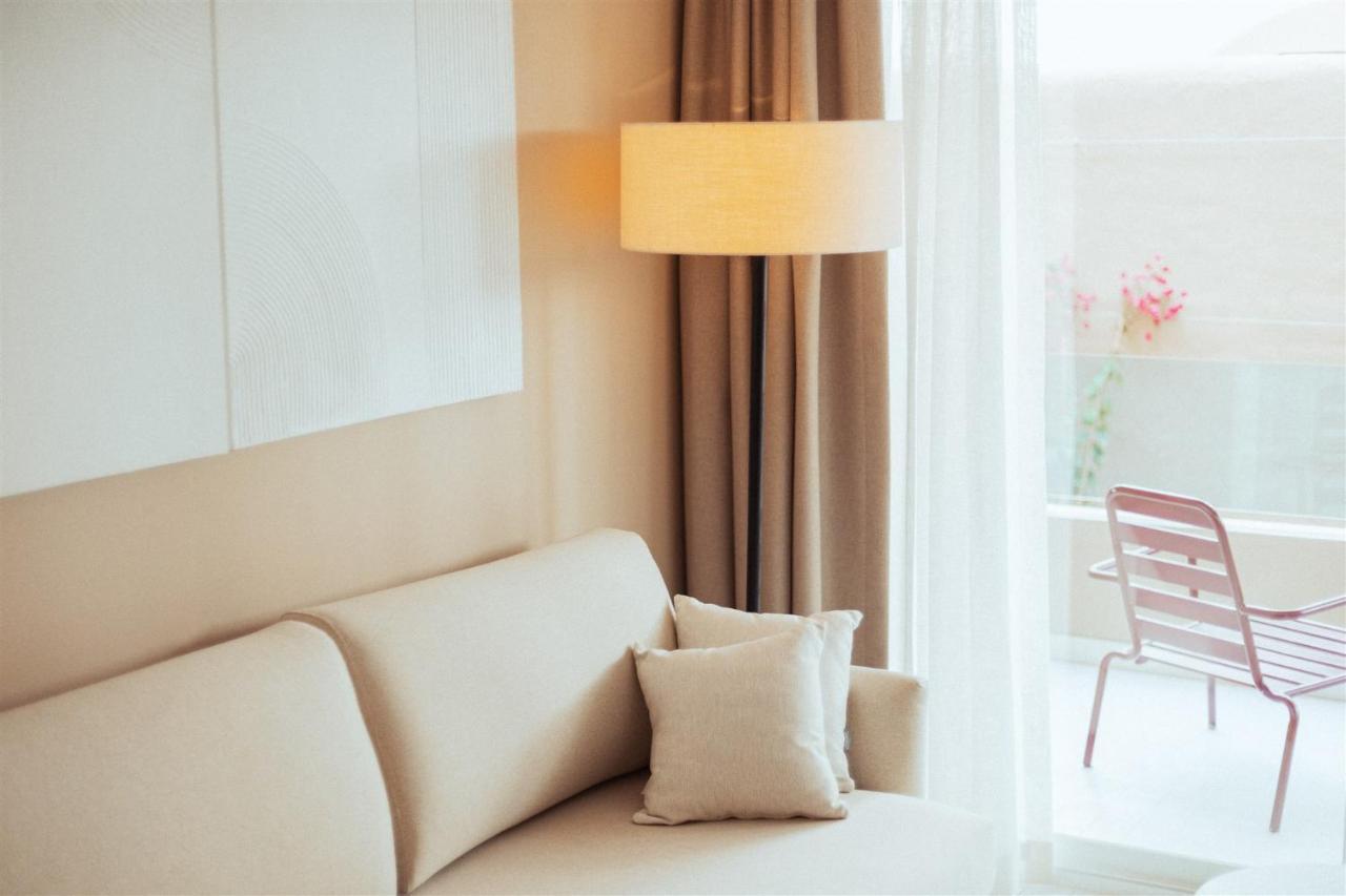 Ama Ibiza (Adults Only) Hotel Playa d'en Bossa Bagian luar foto