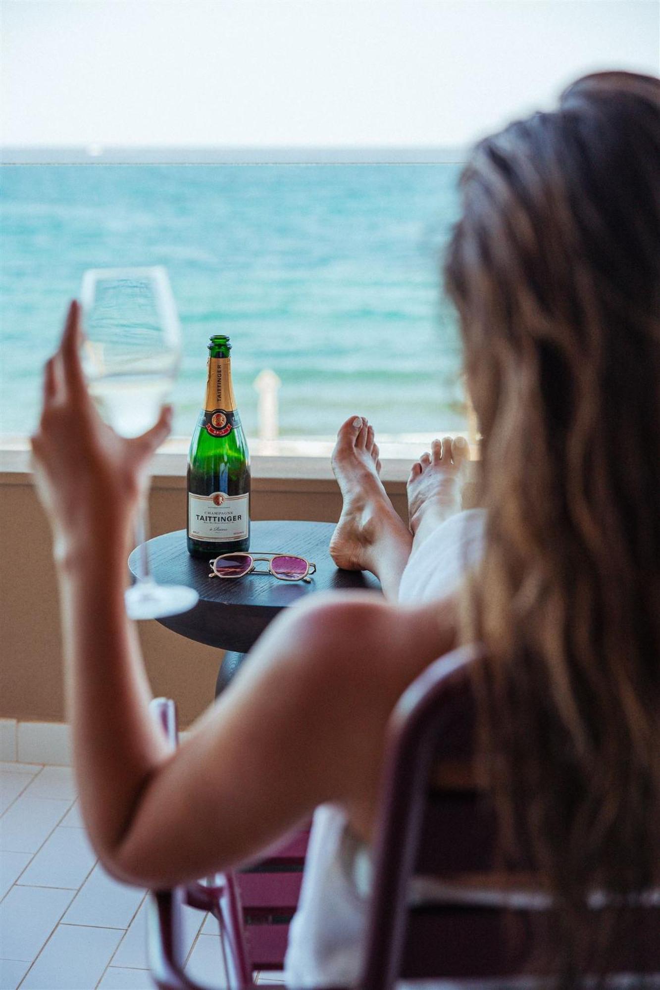 Ama Ibiza (Adults Only) Hotel Playa d'en Bossa Bagian luar foto